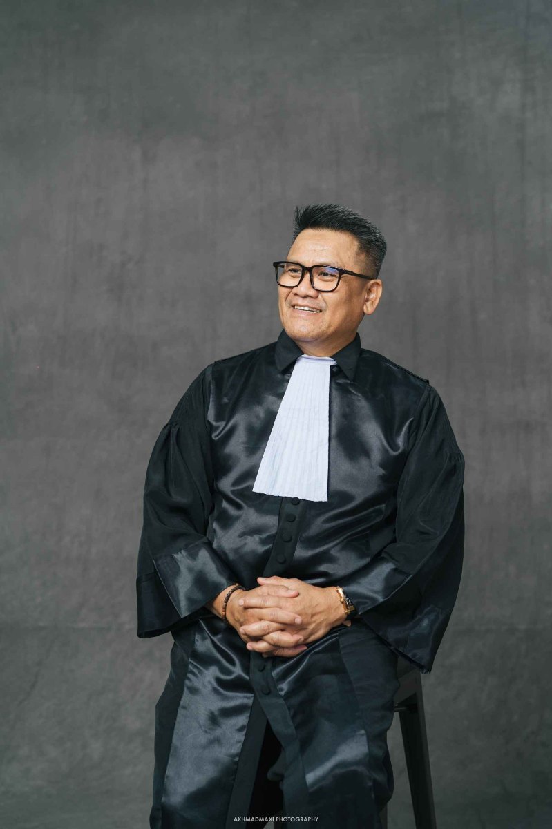 Dr. H. Zulkifli Bakri, S.H., M.H.
